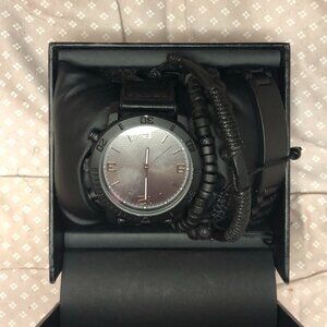 Black Watch Set with Bracelets needs battery